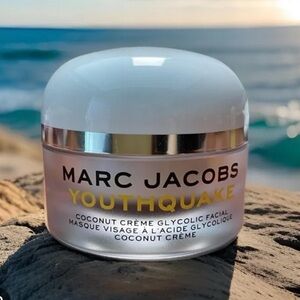 🌷NWT Marc Jacobs youthquake coconut crème glycolic facial